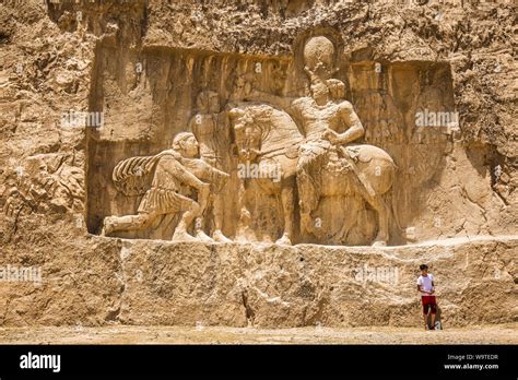 The Funerary Relief of Shapur I: A Symphony of Triumph and Eternal Rest!